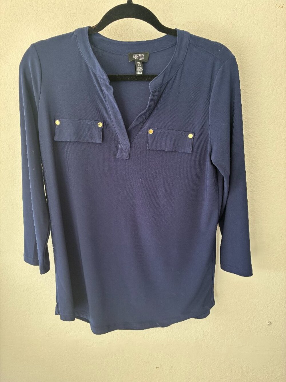 Jones New York Signature navy blue top